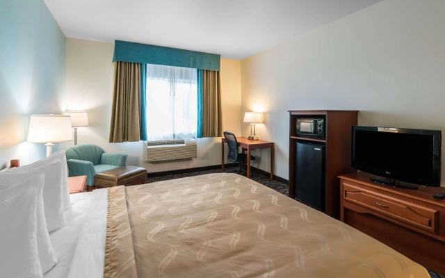 Quality Inn & Suites Sequim at Olympic National Park