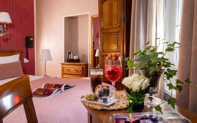 Welcome Hotel