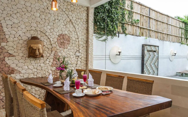 Villa Poetra Balangan