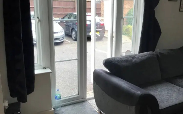 Ground Floor Flat Near Beach