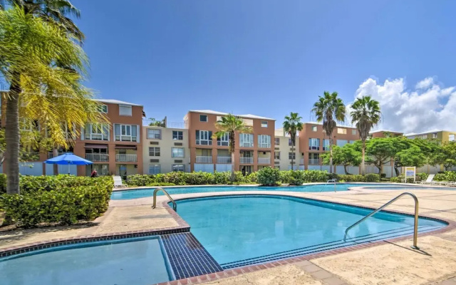 Loiza Condo w/ Rooftop Patio - Walk to Beach!