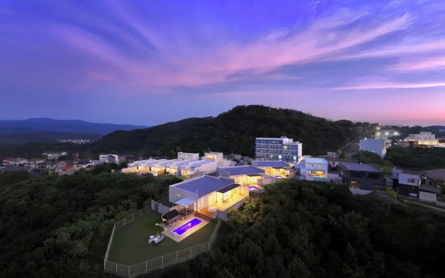 Crystal Villa SHIRAHAMA