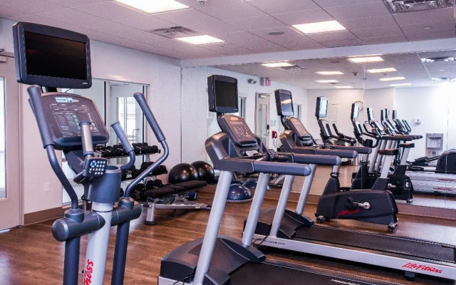 Holiday Inn Express & Suites Rehoboth Beach by IHG