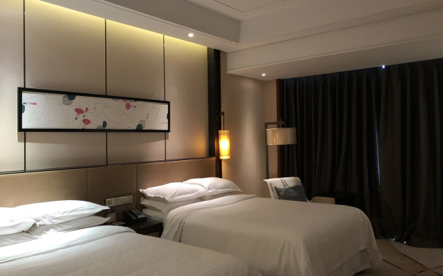 Sheraton Langfang Chaobai River Hotel