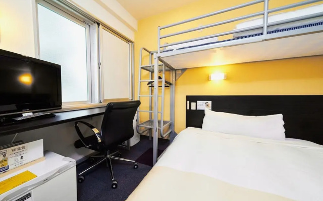 Super Hotel JR Shin-Osaka Higashiguchi