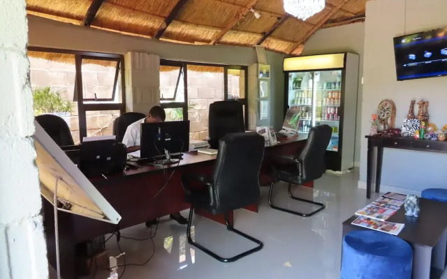 Dzimbahwe Guest Lodge