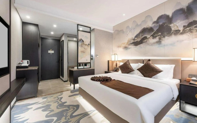 Rezen Dong Hotel (Xi'an Bell Tower Provincial Government Store)