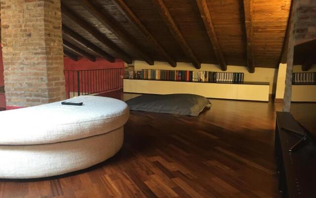 Feeling at Home - Varese Apartment