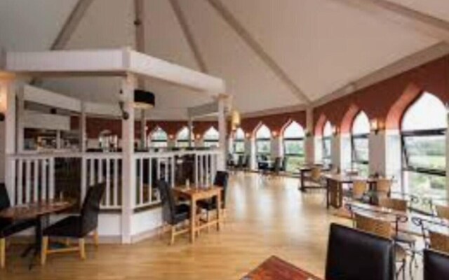 Luxury 2 Bedroom Lodge on Hoburne Devon Bay