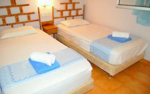 Planta Baja Con Jardin Privado Cerca De La Playa