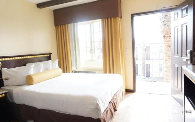 Tuscan Garden Inn