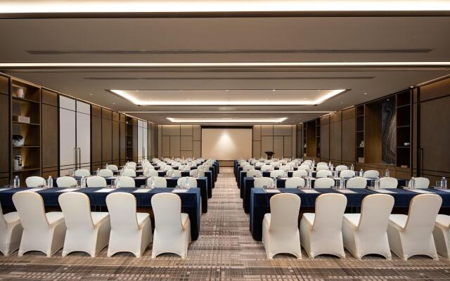 Crowne Plaza Wuzhen by IHG