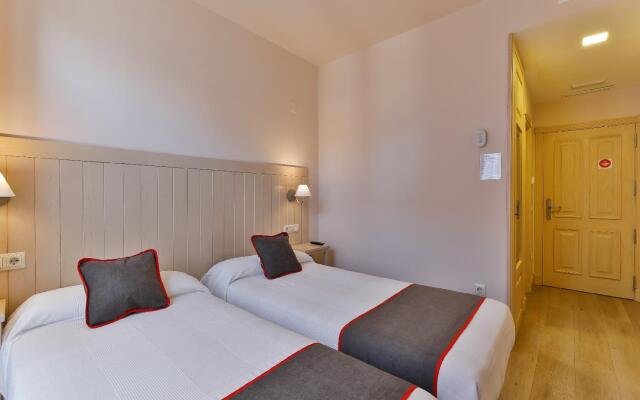 Hostal La Chata By Oyo Rooms