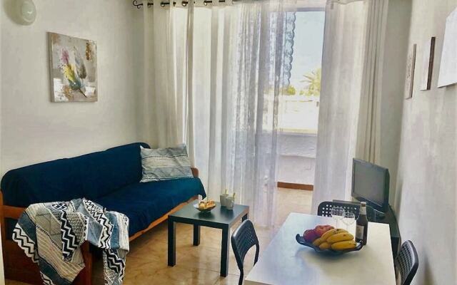 Cozy Apartment With Pool