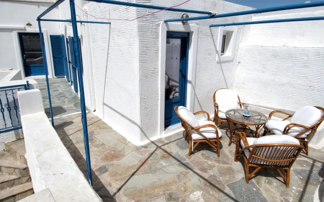 The Veranda of Gavrion - Premium Cycladic House