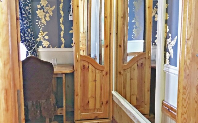 Отель Kamila Prime B&B