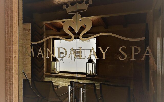 Martines Club Resort & Mandalay SPA