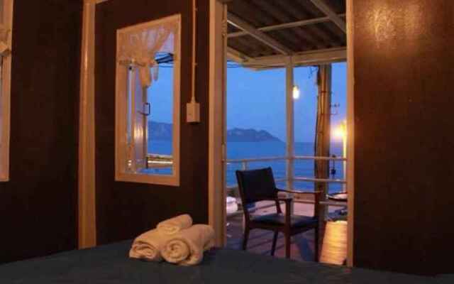 Thur Hostel Ao Prachuap