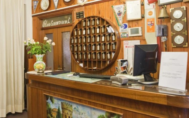Hotel Moderno