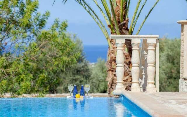 Twin Palms - Exclusive Luxury Villa Near Latchi