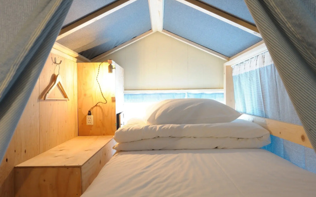 Guest House MAYA - Hostel