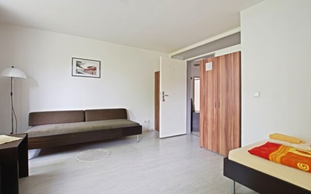 Private Apartment Im Wiesengrunde