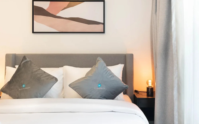 Spacious Studio in Oasis 714