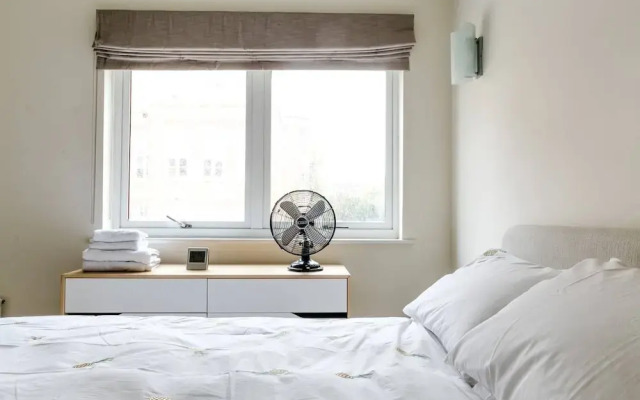 Lovely 1br Home, Located in Farringdon, 2 Guests