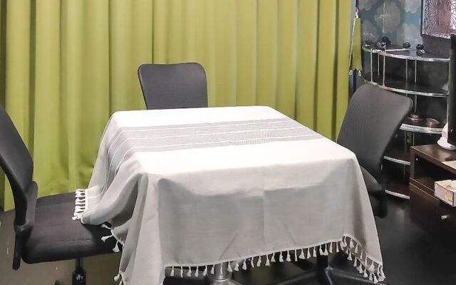 WARAYUN SO Port city May