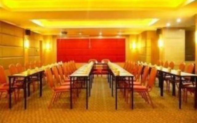 Victoria Hotels