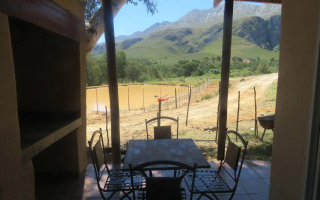 Swartberg Backpackers