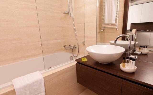 Platinum Towers by Platinum Residence