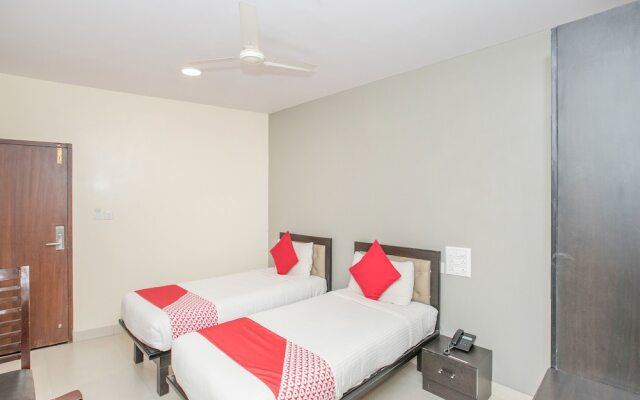 FabHotel Khushi Comforts