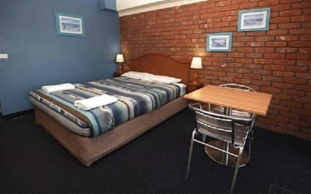 Sapphire Waters Motor Inn