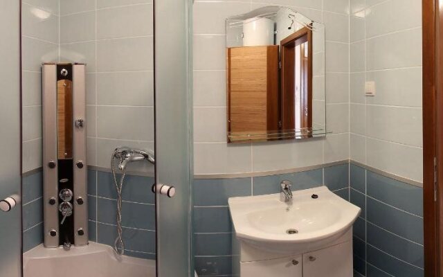 Apartments Premantura Dom