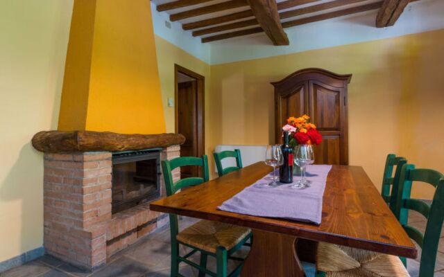 House Talpa Riparbella