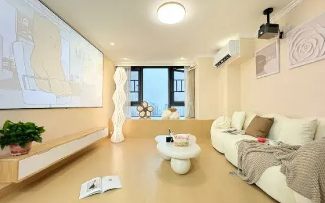 Dai Ju Homestay (Huangtuling MTR Station Branch)