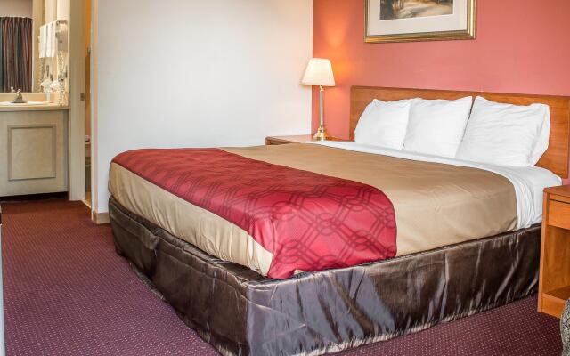 Econo Lodge Madison