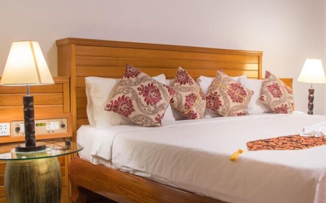 Golden Chenla Hotel and Restaurant