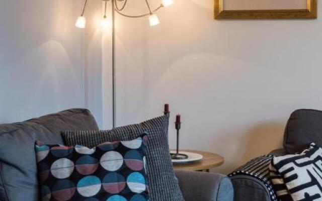 Lets Holiday In London Greenwich