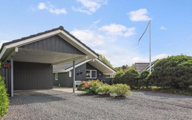"Wulfhild" - 10.5km from the sea in Western Jutland