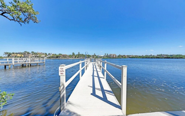 Polynesian Gardens Villa P6 by Vtrips