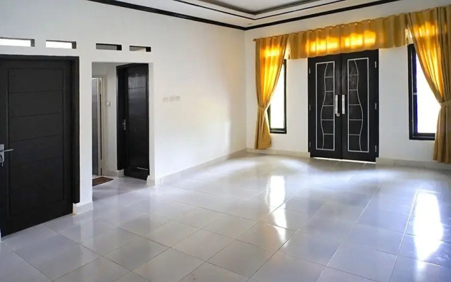 Villa Cahaya By Ruang Nyaman