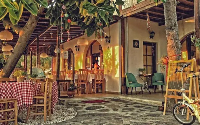 Cuneydi Pansiyon