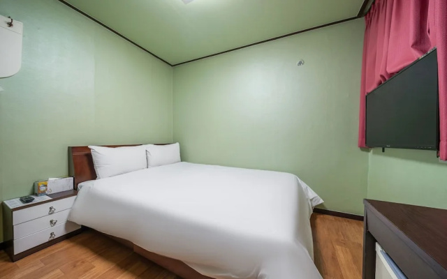 Yangmi Motel