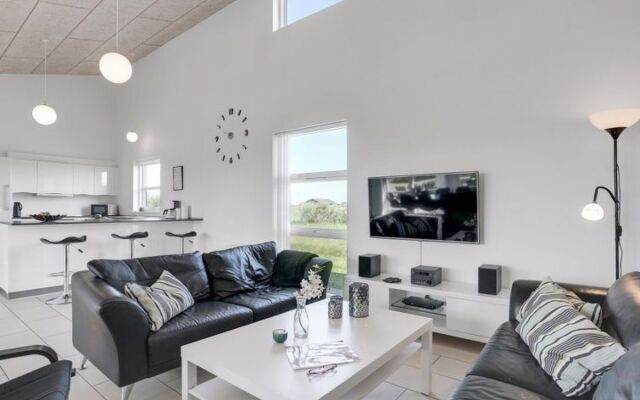 "Alberta" - 800m from the sea in NW Jutland