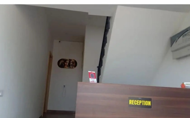 Hotel Devi Ram Atithi Bhawan Vrindavan