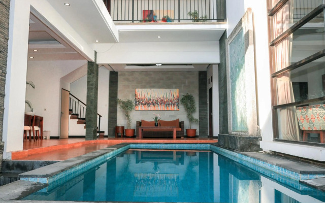 ZEN Rooms Shri Laksmi Seminyak