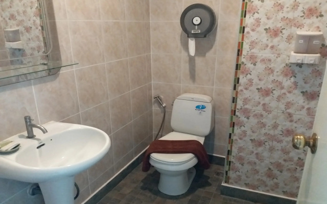 Platinum Place