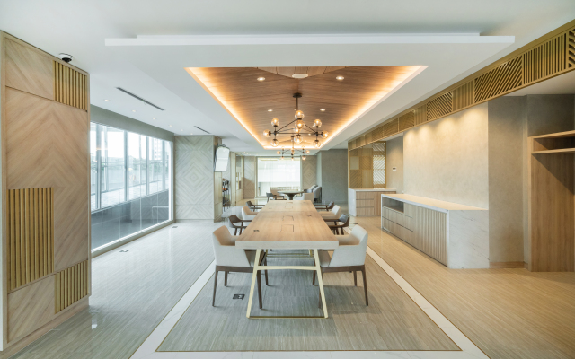 HARRIS Suites Puri Mansion